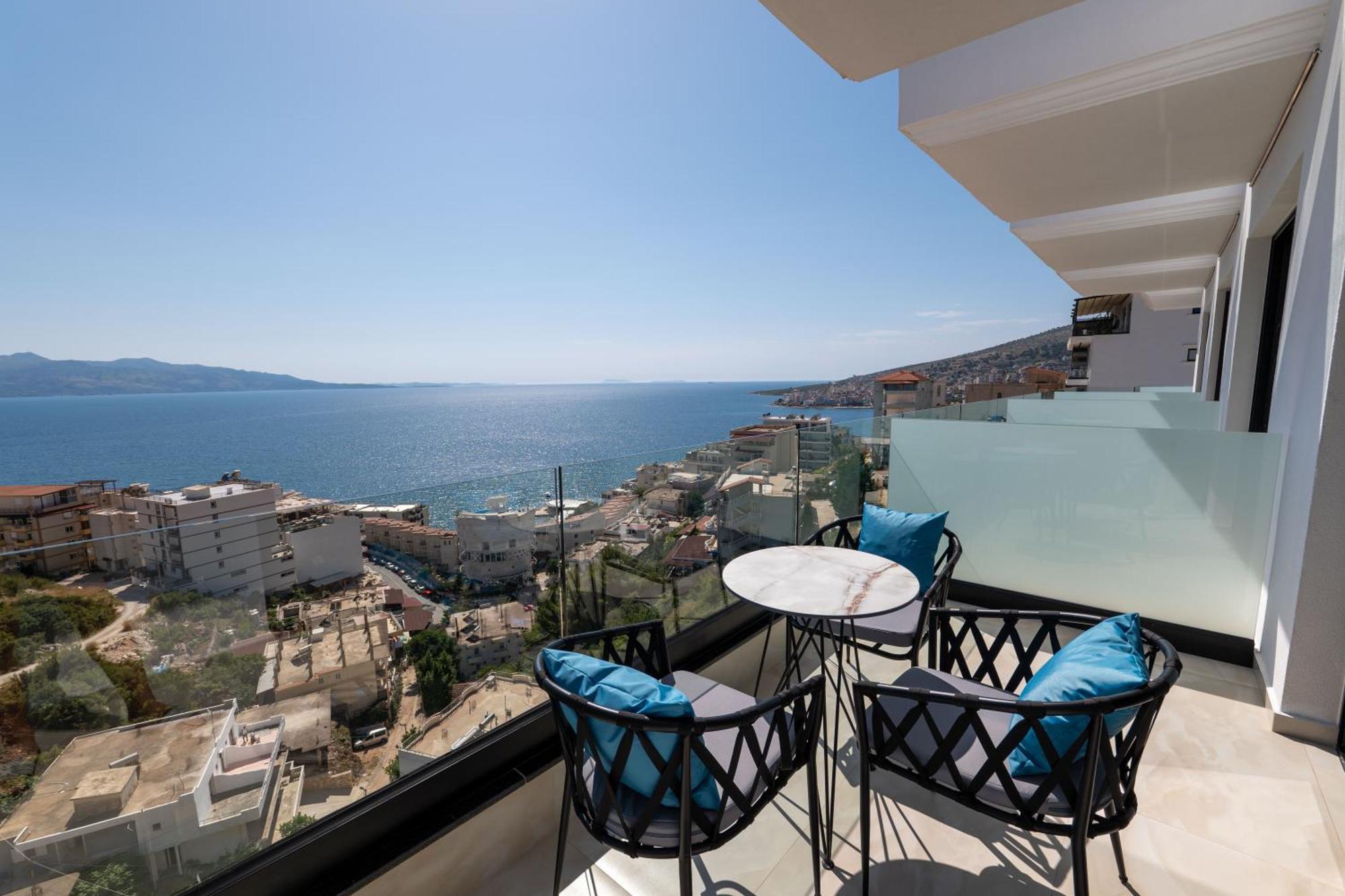 Litan Hotel Sarandë Exterior foto
