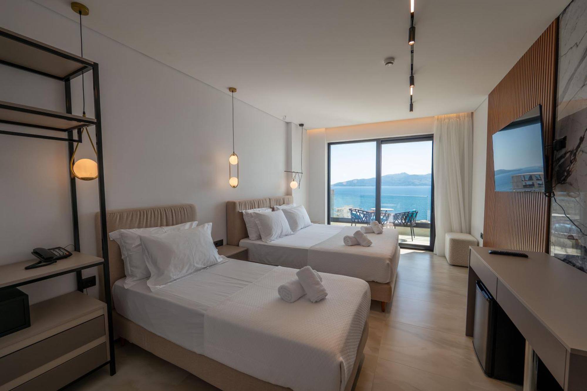 Litan Hotel Sarandë Exterior foto