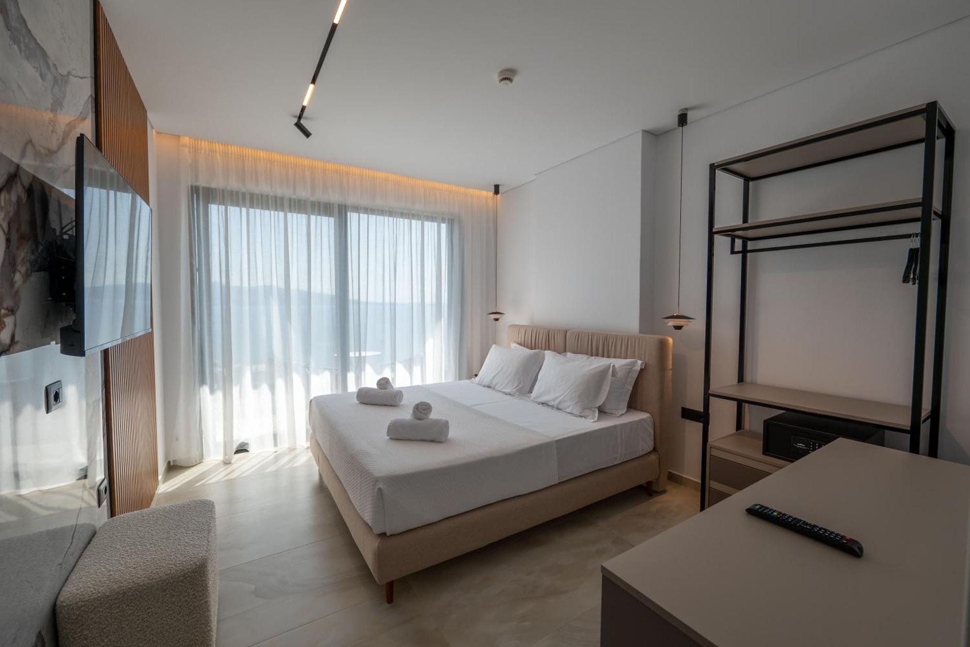 Litan Hotel Sarandë Exterior foto